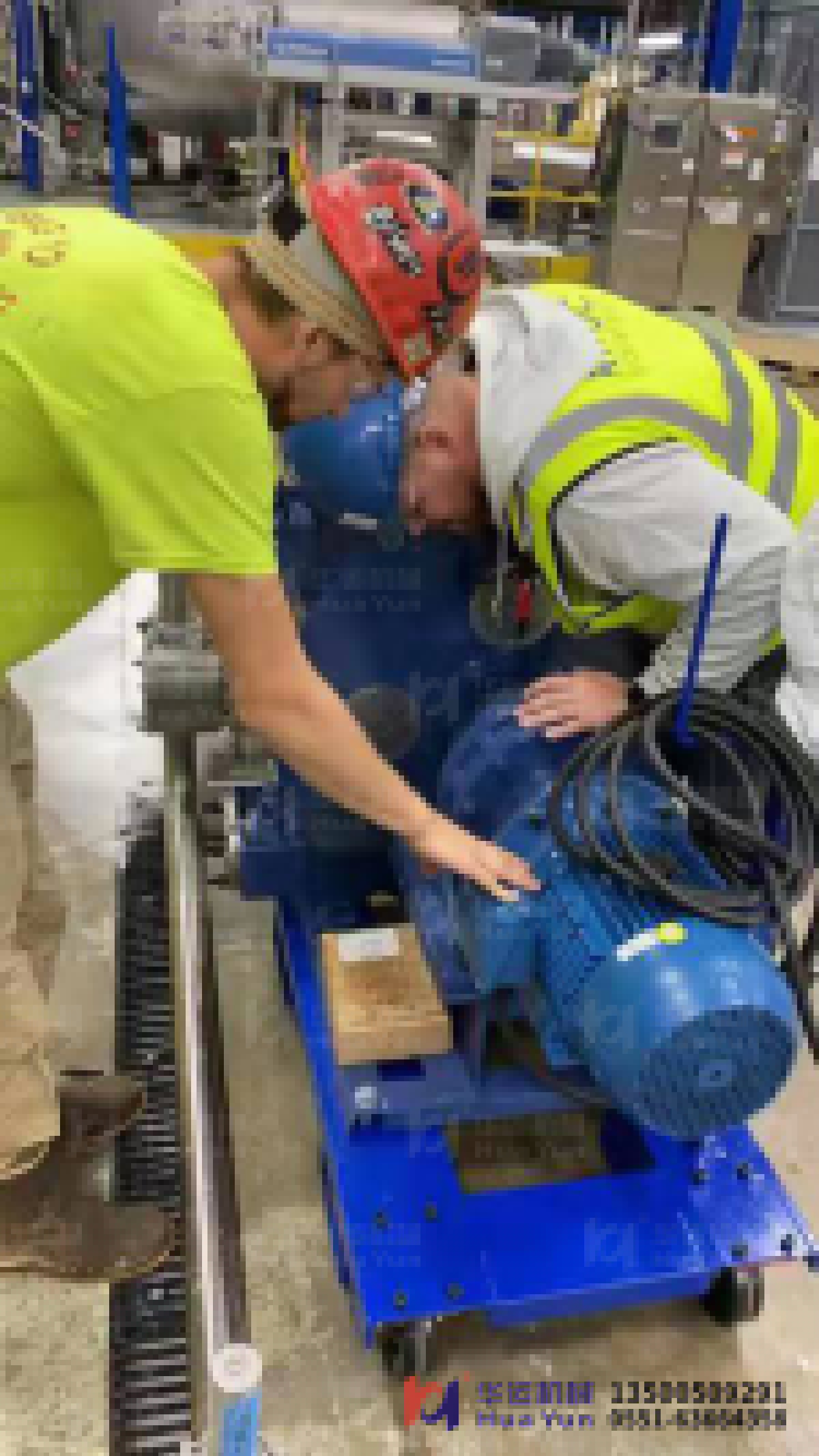 華運(yùn)軟管泵到達(dá)美國業(yè)主使用現(xiàn)場(chǎng)