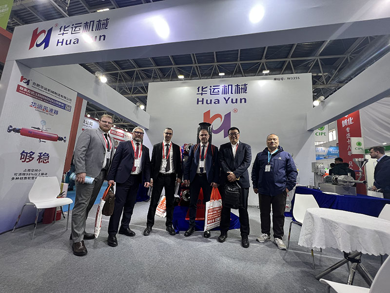 華運(yùn)機(jī)械高效出貨，助力歐洲客戶海上油泥輸送作業(yè)?