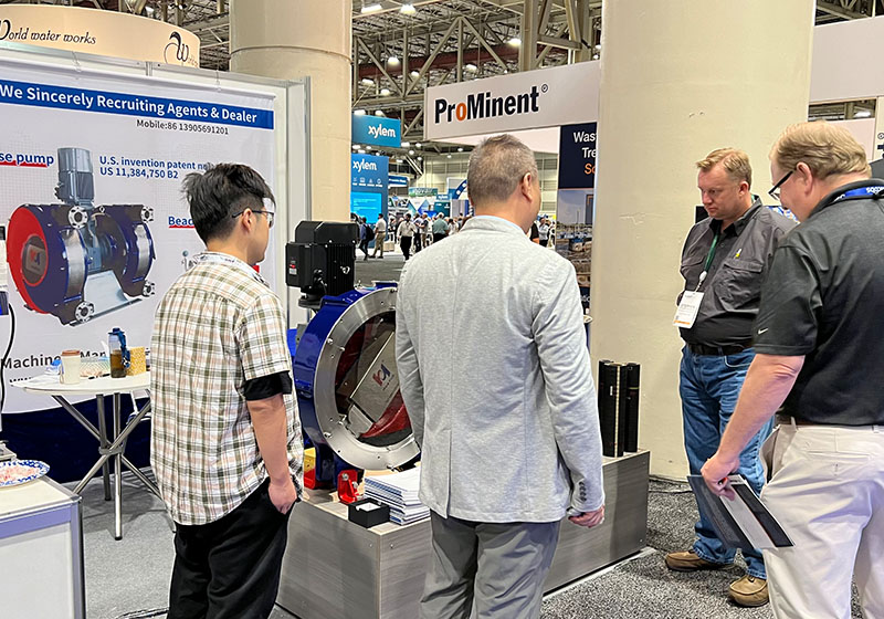 合肥華運前往美國參加芝加哥水展